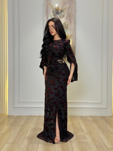 فستان تألق الليالي المخملية