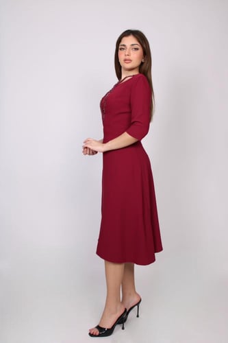 فستان نواة العنّابي