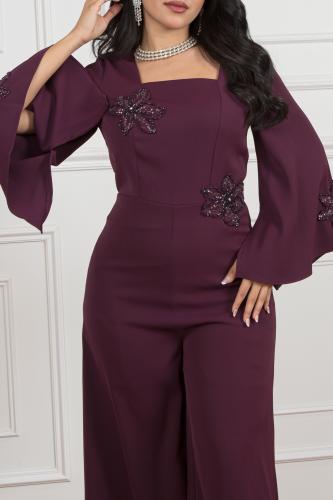 جمبسوت سهرة بتفاصيل ورد مطرّز