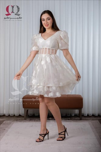 فستان قصير بخامة انيقة ومميزة