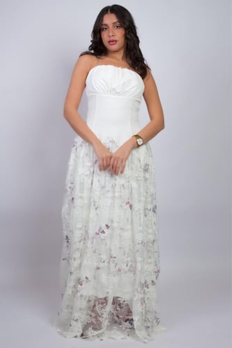 فستان أنيق بتصميم ناعم