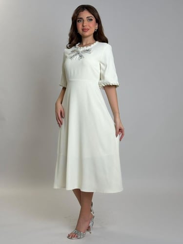 فستان أناقة المارون – قصة ميدي كلاسيك