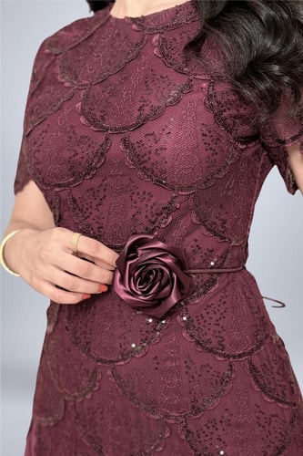 فستان روز بلوم الميدي – Burgundy Elegance