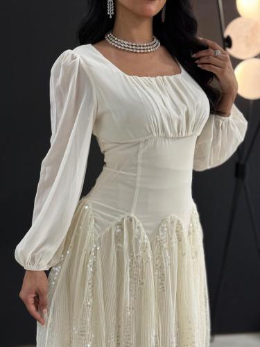 ستان أوف وايت بكورسيه فاخر مطرز ترتر