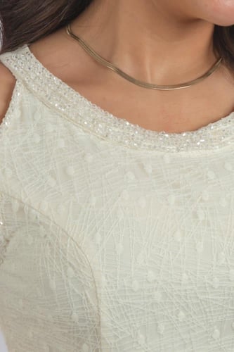 فستان نعومة البليسيه – طبقات أنيقة