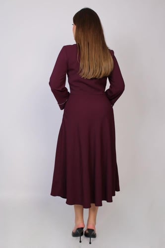 فستان سهرة أنيق بلون خمري فاخر