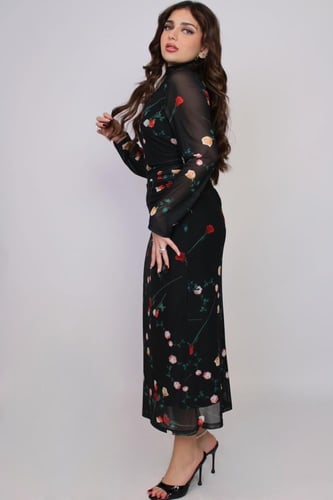 فستان ورد المساء – طباعة أنثوية