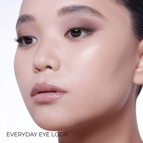 نتاشا دينونا EYE SCULPT ميني لوحة