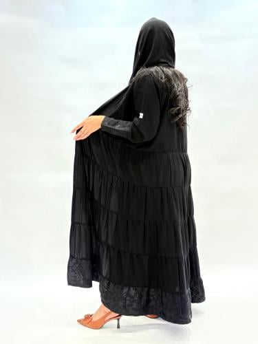 عبايه زهراء اللون الاسود