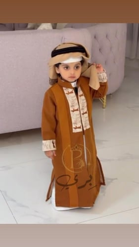 طقم العيد دقله وشماغ وعقال وطاقيه