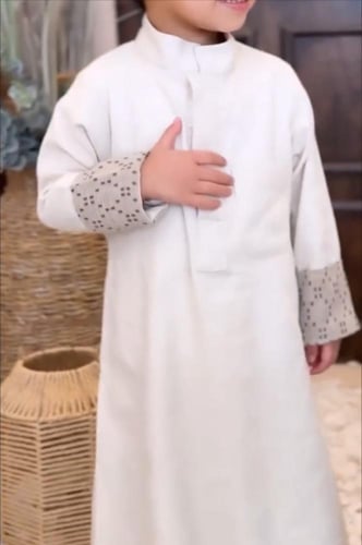 دقلة البشت بالاسم والاسم متحرك