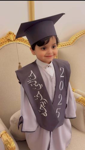 طقم عباية تخرج انيقه للاطفال