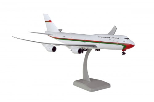 مجسم سلطنة عمان B747-8 مقاس 1:200