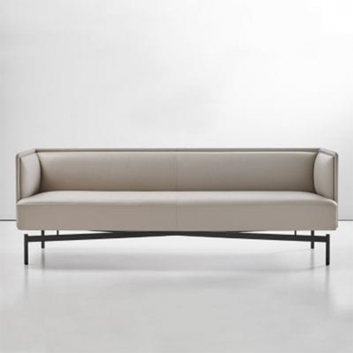 كنبة مخمل بتصميم حديث