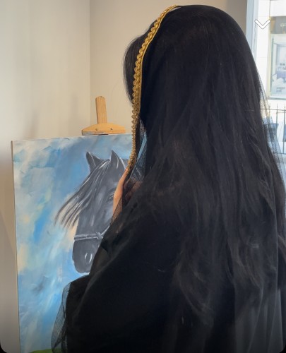 طرحة ب طرف ذهبي