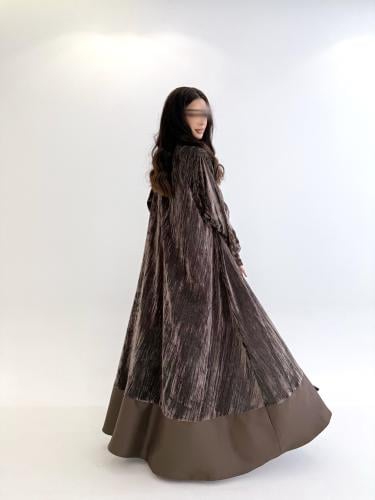 عباية مخمل مكسر بني