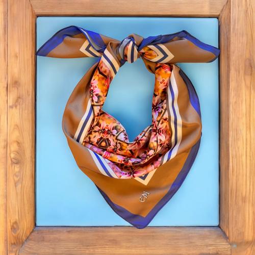 سكارف الخزامى