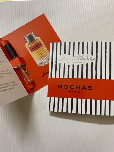 عينة روشاس موستاش او دو بارفيوم - 2مل