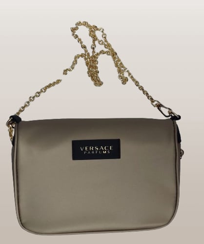 شنطة كتف فيرزاتشي الذهبي بارفيوم للنساء حجم 18*14...