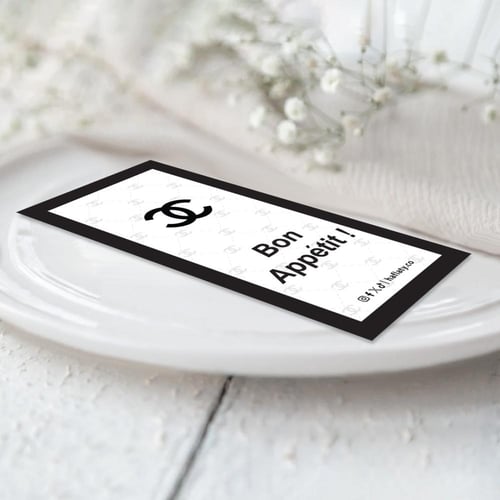 ثيم شانيل ، مطبوع جاهز للتوصيل