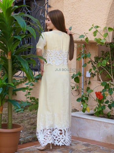 فستان مطرز مع جوبير