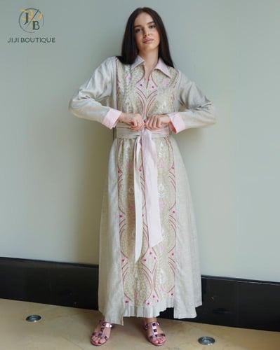 فستان العيد مطرز بحزام