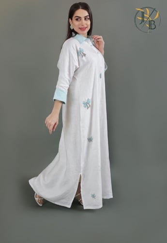 ثوب الفيونكات