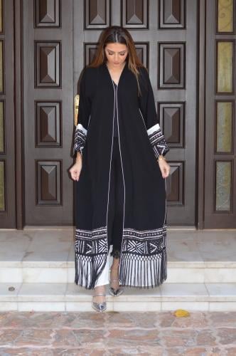 عباية بهدب