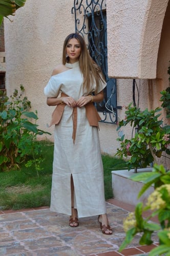 ثوب مع تنورة