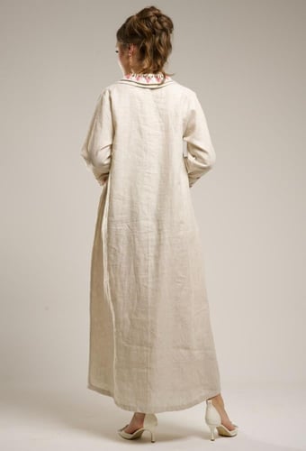 ثوب تطريز ياقة بيج