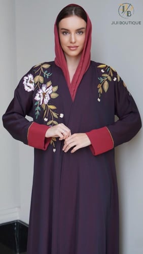 عباية كريب لونين تطريز يدوي