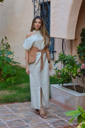 ثوب مع تنورة