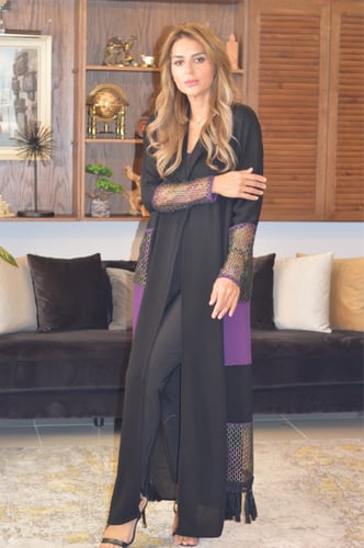 عباية عصرية بشبك