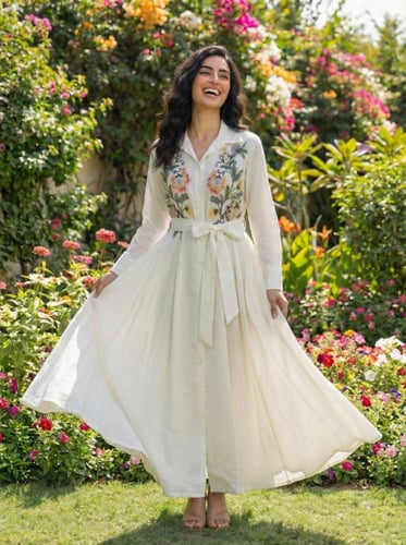 فستان كلوش مطرز