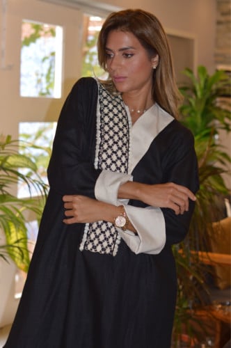 عباية لينن اسود