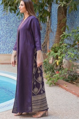 عباية مطرزة موف