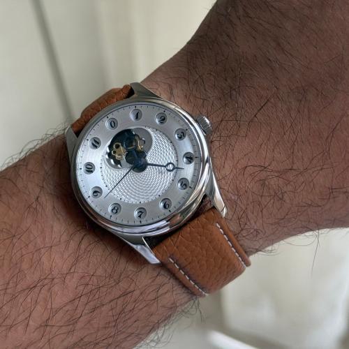 OLTO.8 watch