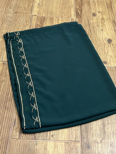 National Day headscarf (green)