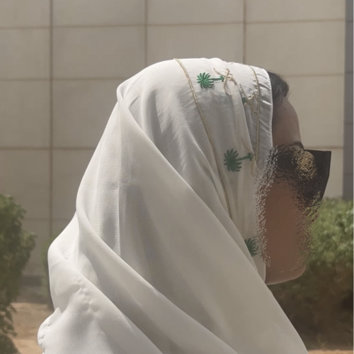 National Day headscarf white (the color of the dra...