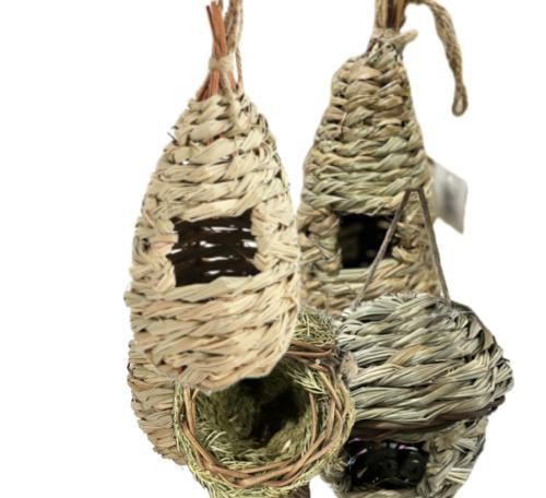 عش طيور الزينة خوص