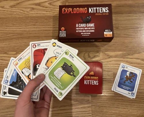Exploding Kittens - القطط المتفجرة