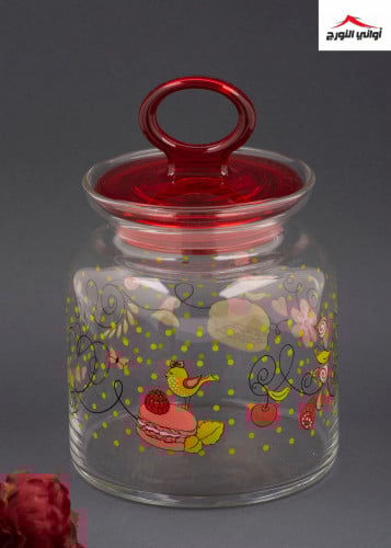 برطمان زجاجي بغطاء احمر
