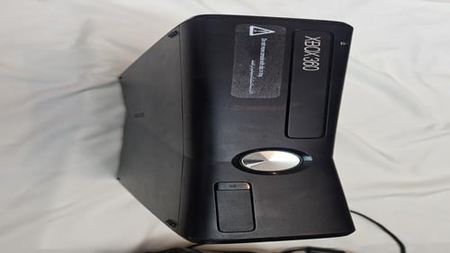 Xbox 360 Slim – إكس بوكس 360 سليم