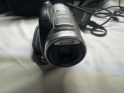 كاميرا سوني Sony DCR-DVD805E