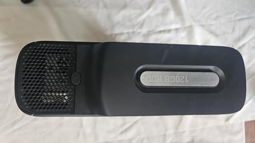 Xbox 360 – نسخة Modern Warfare 2