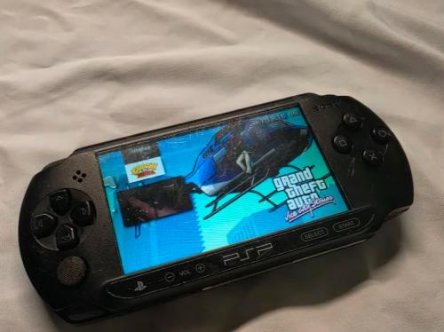 PSP Street — أسود ⚫