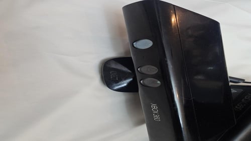 Xbox 360 Slim – إكس بوكس 360 سليم