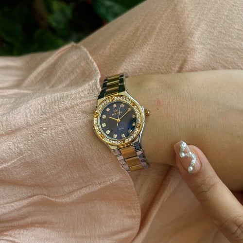 ساعة نسائية ديفوشي استيل بلون فضي و ذهبي ميناء أزر...