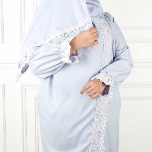 شرشف صلاة قطن سماوي مطرز بالدانتيل