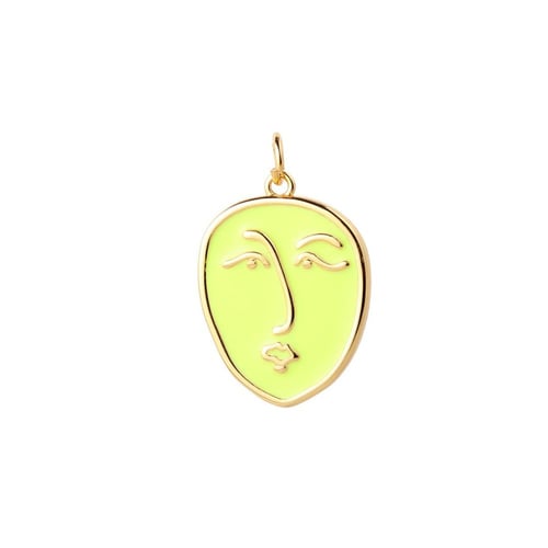 تعليقة مطلية بالذهب